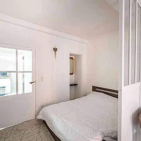 Au Coeur De La Vieille Apartament