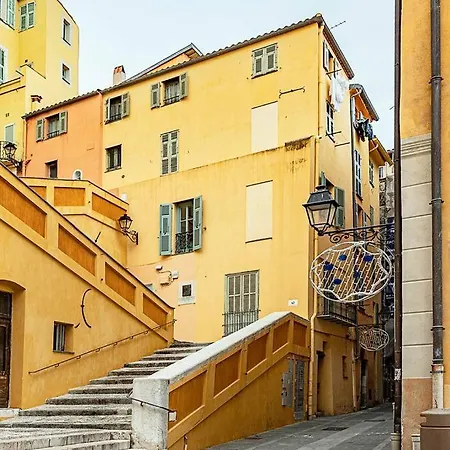 Au Coeur De La Vieille Apartament *